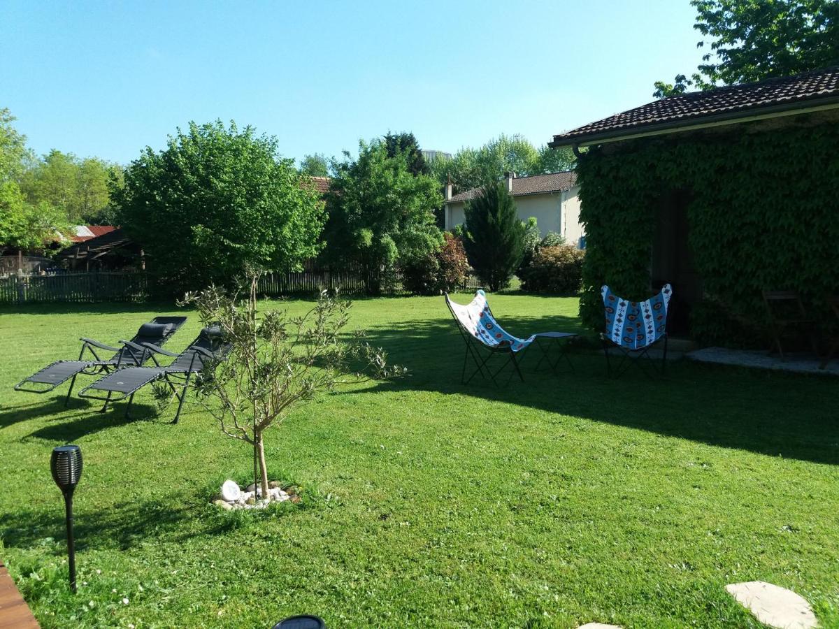 Bed and Breakfast Les Eygletieres Bourriot-Bergonce Экстерьер фото